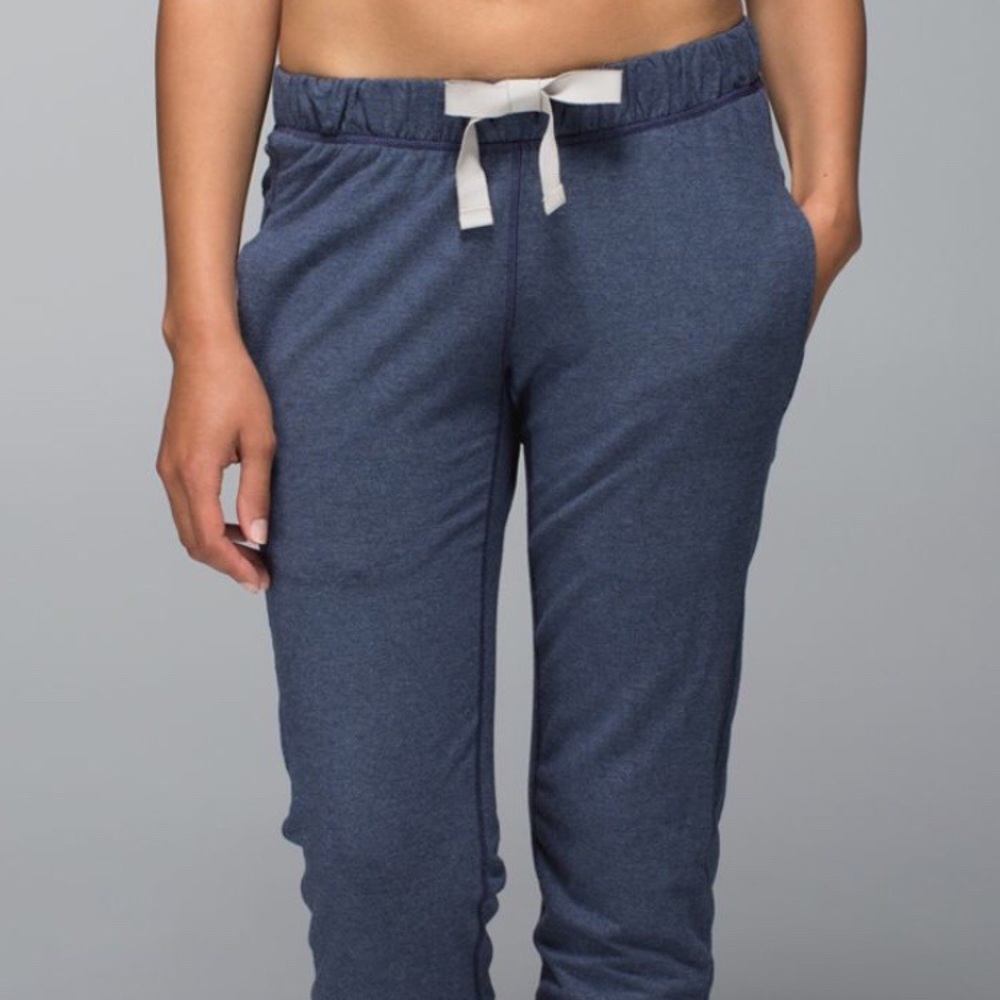 Lululemon serenity joggers-12